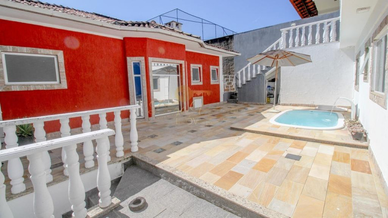 Imagem Casa com 3 Quartos à Venda, 337 m² em Tijuca - Teresópolis Imagem Casa com 3 Quartos à Venda, 337 m² em Tijuca - Teresópolis