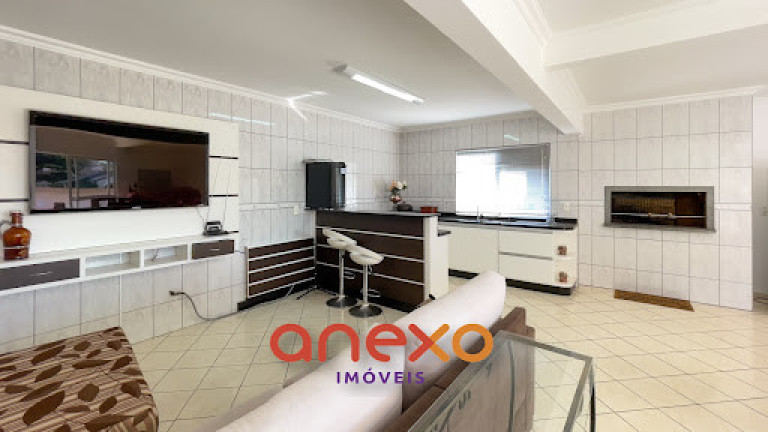 Imagem Imóvel com 3 Quartos à Venda, 232 m² em Velha - Blumenau Imagem Imóvel com 3 Quartos à Venda, 232 m² em Velha - Blumenau