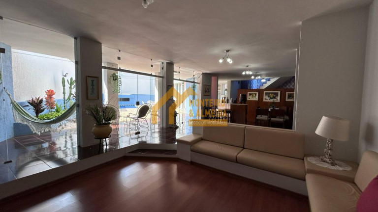Imagem Casa com 3 Quartos à Venda, 334 m² em Vila Rosa - Itapetininga Imagem Casa com 3 Quartos à Venda, 334 m² em Vila Rosa - Itapetininga