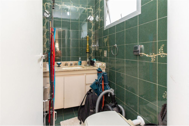 Imagem Casa com 3 Quartos à Venda, em Chácara Santo Antônio (zona Sul) - São Paulo Imagem Casa com 3 Quartos à Venda, em Chácara Santo Antônio (zona Sul) - São Paulo