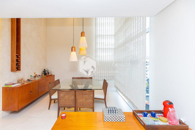 Imagem Apartamento com 3 Quartos à Venda, 240 m² em Vila Mariana - São Paulo