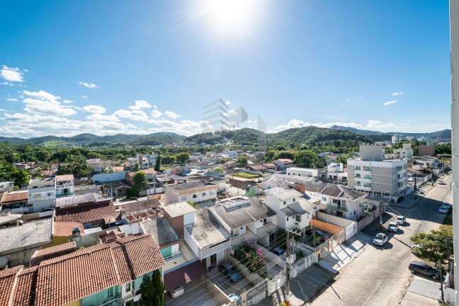Imagem Apartamento com 2 Quartos à Venda, 67 m² em Centro - Camboriú