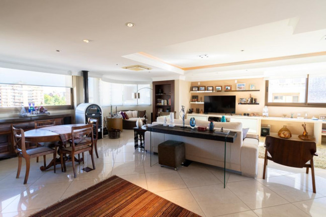 Imagem Cobertura com 3 Quartos à Venda, 278 m² em Auxiliadora - Porto Alegre