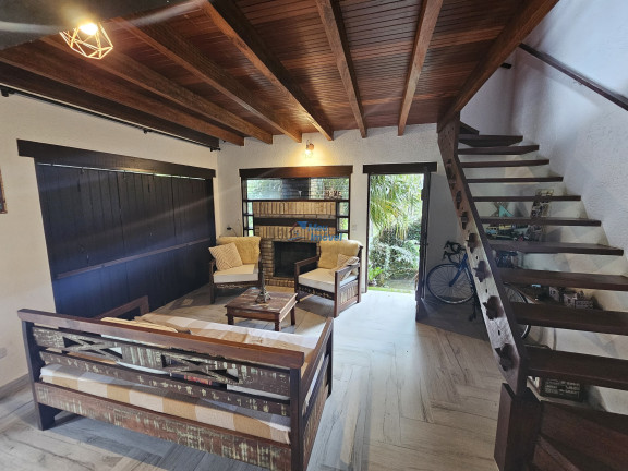 Imagem Casa com 4 Quartos à Venda, 190 m² em Cachoeira Do Bom Jesus - Florianópolis Imagem Casa com 4 Quartos à Venda, 190 m² em Cachoeira Do Bom Jesus - Florianópolis