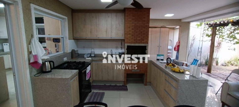 Imagem Sobrado com 4 Quartos à Venda, 233 m² em Parque Amazônia - Goiânia