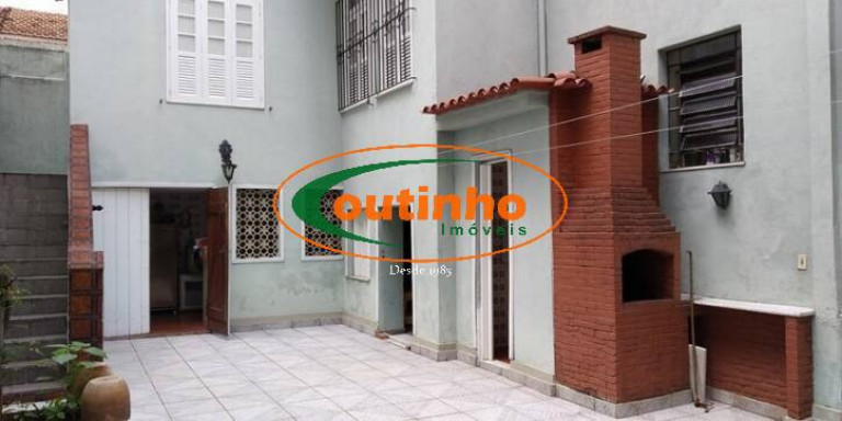 Casa com 3 Quartos à Venda, 226 m² em Vila Isabel - Rio De Janeiro