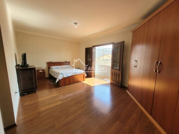 Imagem Sobrado com 5 Quartos à Venda, 374 m² em Jardim Europa - Sorocaba