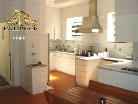 Imagem Imóvel com 10 Quartos à Venda, 364.000 m² em Centro - Arapeí Imagem Imóvel com 10 Quartos à Venda, 364.000 m² em Centro - Arapeí