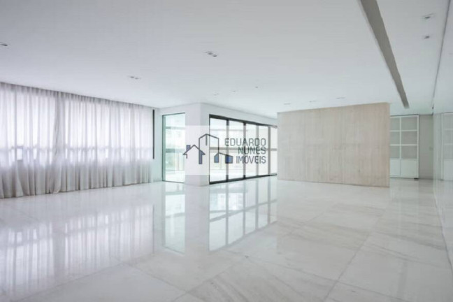Foto do imóvel Apartamento com 4 Quartos à Venda, 274 m² em Belvedere - Belo Horizonte
