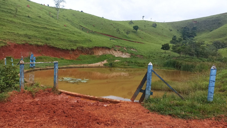 Imagem Fazenda à Venda, 300 m² em Bairro Da Pernambucana - São José Dos Campos