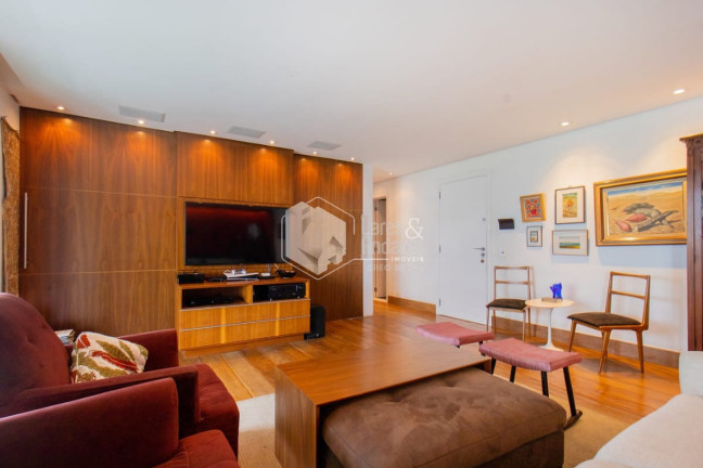 Imagem Apartamento com 4 Quartos à Venda, 201 m² em Itaim Bibi - São Paulo