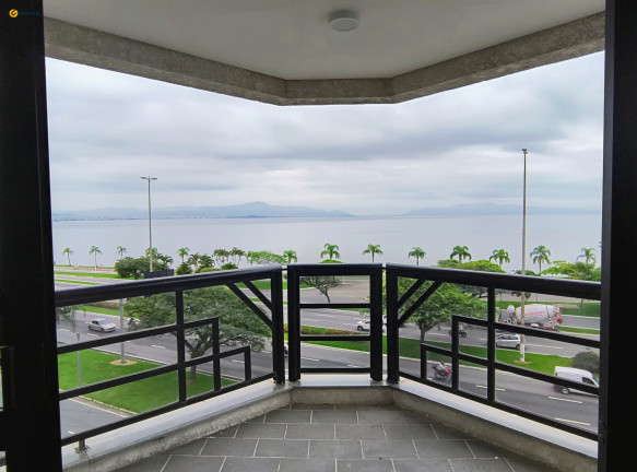Apartamento com 3 Quartos à Venda, 216 m² em Agronômica - Florianópolis