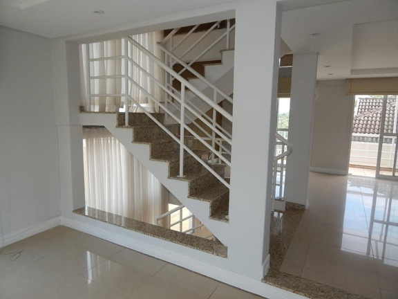 Imagem Casa com 3 Quartos à Venda, 311 m² em Contorno - Ponta Grossa Imagem Casa com 3 Quartos à Venda, 311 m² em Contorno - Ponta Grossa
