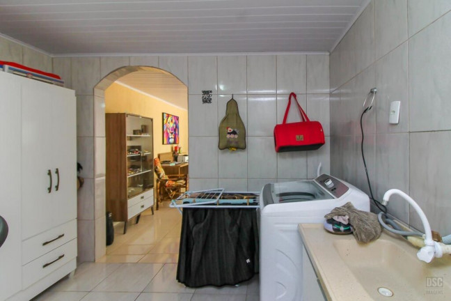 Imagem Imóvel com 11 Quartos à Venda, em Santa Tereza - Porto Alegre Imagem Imóvel com 11 Quartos à Venda, em Santa Tereza - Porto Alegre