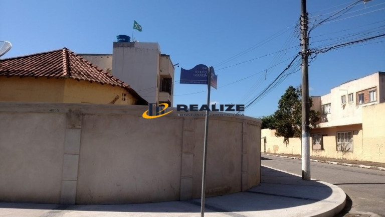 Imagem Casa com 3 Quartos à Venda, 140 m² em Turf Club - Campos Dos Goytacazes Imagem Casa com 3 Quartos à Venda, 140 m² em Turf Club - Campos Dos Goytacazes