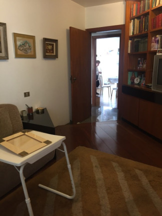 Imagem Imóvel com 3 Quartos à Venda, 250 m² em Santa Cecília - São Paulo