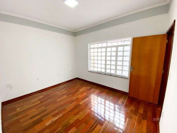 Imagem Casa com 4 Quartos à Venda, 260 m² em São José - Franca Imagem Casa com 4 Quartos à Venda, 260 m² em São José - Franca
