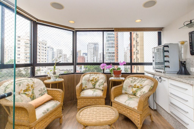 Imagem Apartamento com 4 Quartos à Venda, 202 m² em Moema - São Paulo Imagem Apartamento com 4 Quartos à Venda, 202 m² em Moema - São Paulo