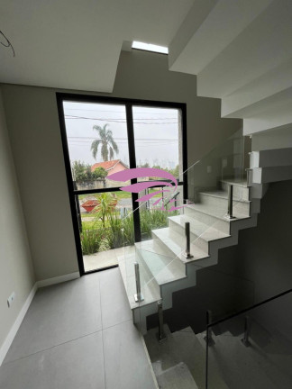 Imagem Casa com 3 Quartos à Venda, 255 m² em Mossunguê - Curitiba Imagem Casa com 3 Quartos à Venda, 255 m² em Mossunguê - Curitiba