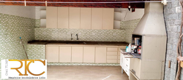 Imagem Casa com 4 Quartos à Venda, 180 m² em Jardim Dos Lagos - São Paulo