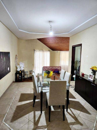 Imagem Casa com 4 Quartos à Venda, 255 m² em Arujazinho Iii - Arujá