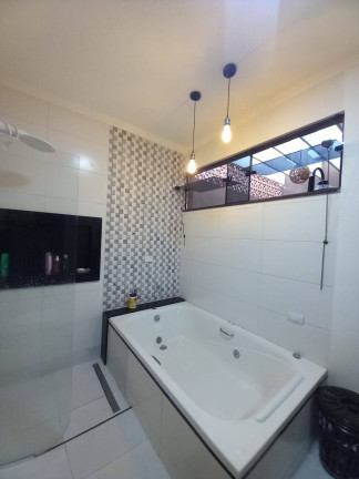 Imagem Casa com 4 Quartos à Venda, 250 m² em Jardim Independência - Taubaté Imagem Casa com 4 Quartos à Venda, 250 m² em Jardim Independência - Taubaté