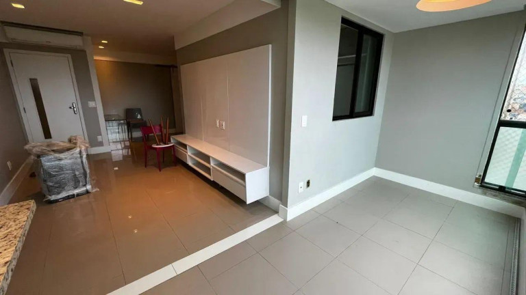 Imagem Apartamento com 3 Quartos à Venda, 83 m² em Jardim Apipema - Salvador