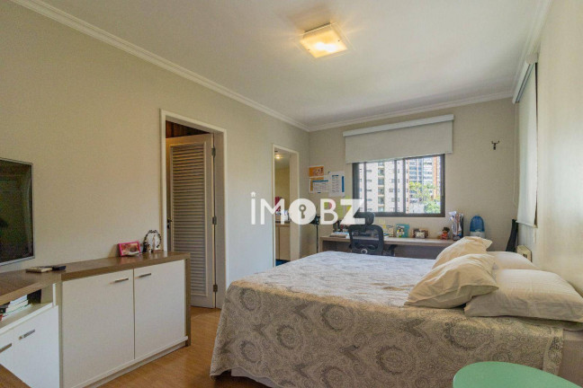 Imagem Imóvel com 3 Quartos à Venda, 143 m² em Vila Andrade - São Paulo