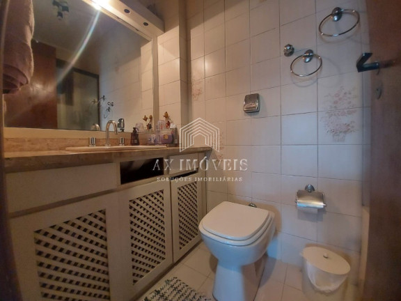 Imagem Imóvel com 2 Quartos à Venda, 122 m² em Vila Ipiranga - Porto Alegre