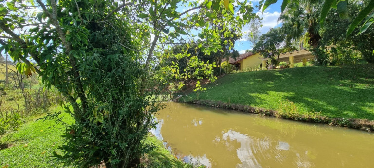 Imagem Imóvel com 3 Quartos à Venda, 230 m² em Boa Vista Dos Silva - Bragança Paulista Imagem Imóvel com 3 Quartos à Venda, 230 m² em Boa Vista Dos Silva - Bragança Paulista