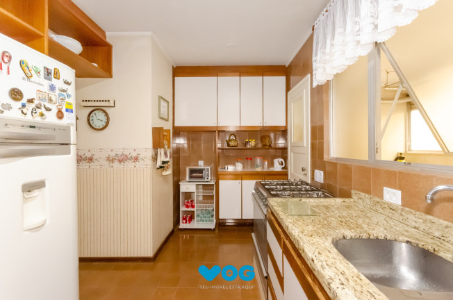 Imagem Imóvel com 3 Quartos à Venda, 168 m² em Centro Histórico - Porto Alegre Imagem Imóvel com 3 Quartos à Venda, 168 m² em Centro Histórico - Porto Alegre