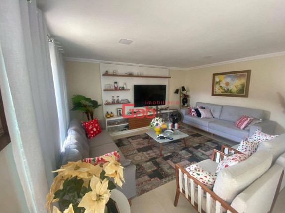 Imagem Casa com 4 Quartos à Venda, 204 m² em Vila Sao Pedro - São Pedro Da Aldeia Imagem Casa com 4 Quartos à Venda, 204 m² em Vila Sao Pedro - São Pedro Da Aldeia