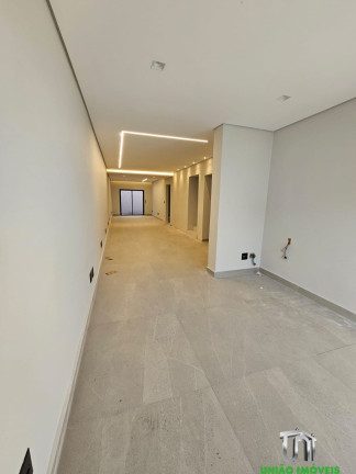 Imagem Imóvel com 3 Quartos para Alugar, 190 m² em Centro - Bragança Paulista