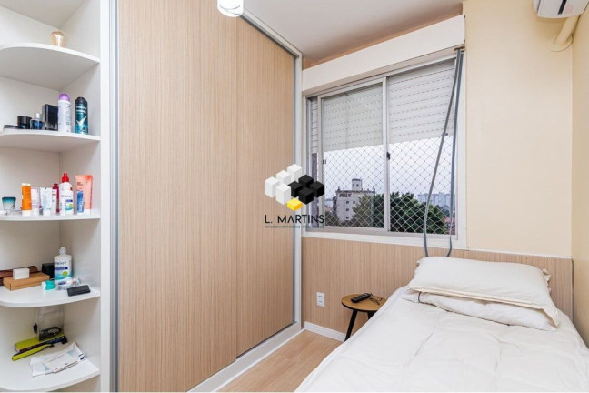 Imagem Apartamento com 3 Quartos à Venda, 73 m² em Jardim Itu - Porto Alegre Imagem Apartamento com 3 Quartos à Venda, 73 m² em Jardim Itu - Porto Alegre