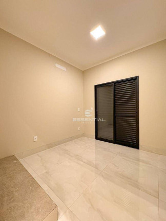 Imagem Casa com 3 Quartos à Venda, 130 m² em Estância Jockey Clube - São José Do Rio Preto
