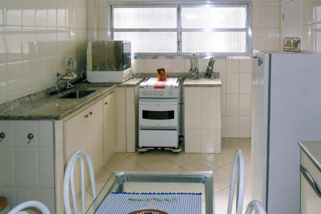 Imagem Apartamento com 3 Quartos à Venda, 130 m² em Pitangueiras - Guarujá