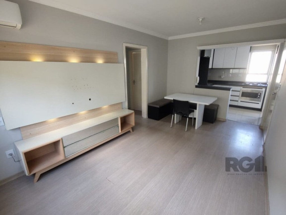 Apartamento com 2 Quartos à Venda, 56 m² em Camaquã - Porto Alegre