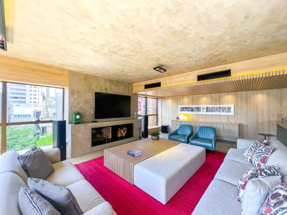 Imagem Apartamento com 3 Quartos à Venda, 261 m² em Petrópolis - Porto Alegre Imagem Apartamento com 3 Quartos à Venda, 261 m² em Petrópolis - Porto Alegre