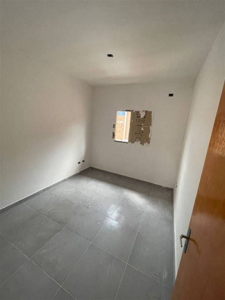 Imagem Casa com 2 Quartos à Venda, 70 m² em Esmeralda - Praia Grande Imagem Casa com 2 Quartos à Venda, 70 m² em Esmeralda - Praia Grande