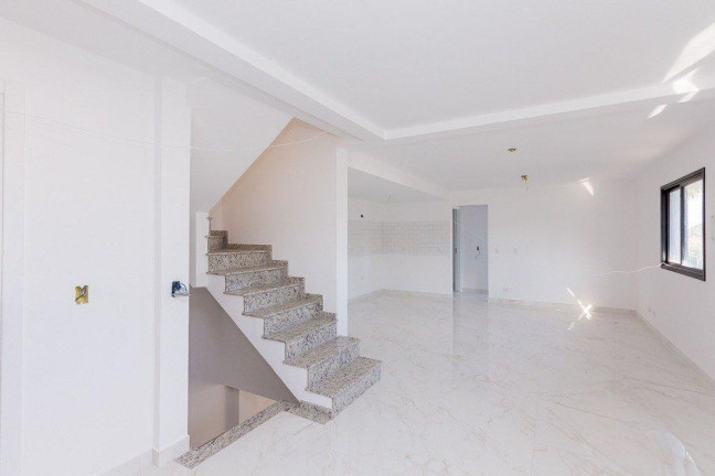 Imagem Sobrado com 4 Quartos à Venda, 164 m² em Abranches - Curitiba Imagem Sobrado com 4 Quartos à Venda, 164 m² em Abranches - Curitiba