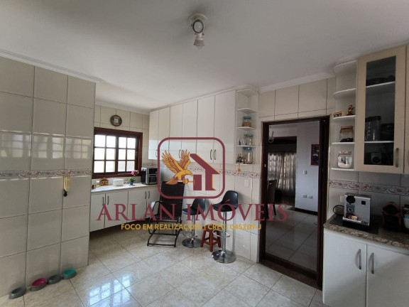 Imagem Casa com 3 Quartos à Venda, 253 m² em Real Parque - Caieiras