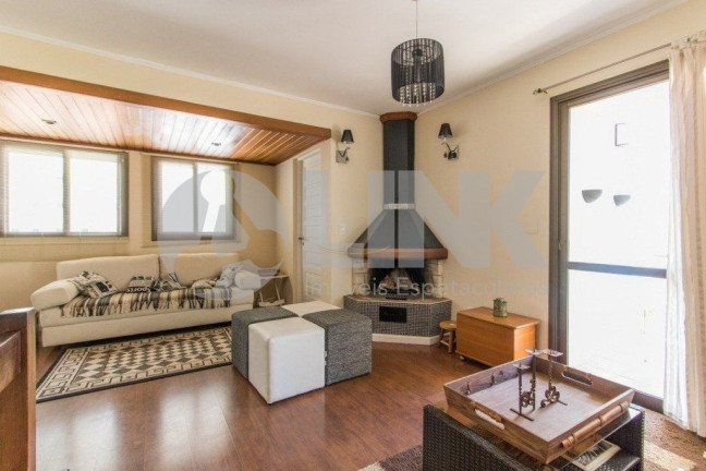 Imagem Imóvel com 2 Quartos à Venda, 182 m² em Bela Vista - Porto Alegre Imagem Imóvel com 2 Quartos à Venda, 182 m² em Bela Vista - Porto Alegre