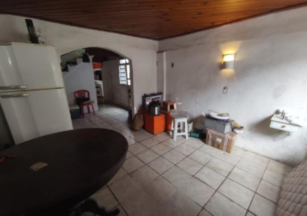 Imagem Casa com 4 Quartos à Venda, 221 m² em Encruzilhada - Santos Imagem Casa com 4 Quartos à Venda, 221 m² em Encruzilhada - Santos