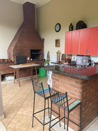 Imagem Casa de Condomínio com 5 Quartos à Venda, 360 m²