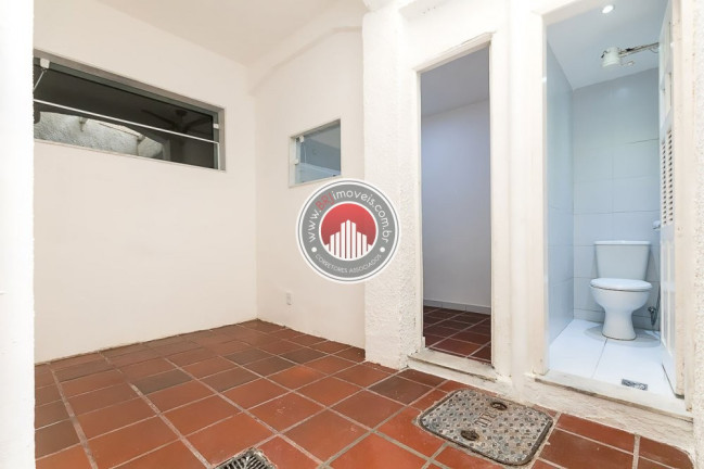 Imagem Casa com 3 Quartos à Venda, 145 m² em Tijuca - Rio De Janeiro Imagem Casa com 3 Quartos à Venda, 145 m² em Tijuca - Rio De Janeiro
