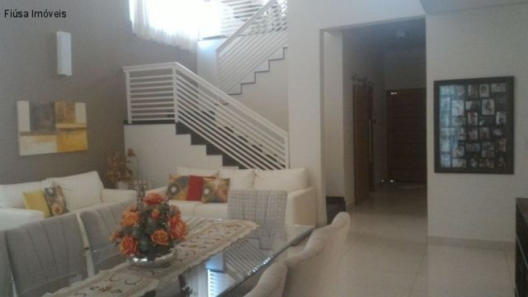 Casa com 5 Quartos à Venda,  em Recreio Das Acácias - Ribeirão Preto