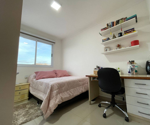Imagem Casa de Condomínio com 3 Quartos à Venda, em Santa Cruz - Cuiabá Imagem Casa de Condomínio com 3 Quartos à Venda, em Santa Cruz - Cuiabá