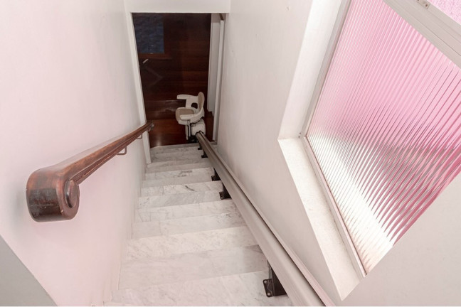 Imagem Casa com 4 Quartos à Venda, 492 m² em Higienópolis - Porto Alegre Imagem Casa com 4 Quartos à Venda, 492 m² em Higienópolis - Porto Alegre