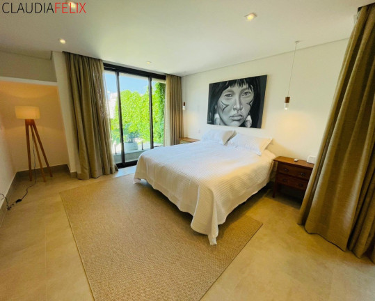 Imagem Casa com 4 Quartos à Venda, 292 m² em Praia De Maresias - São Sebastião Imagem Casa com 4 Quartos à Venda, 292 m² em Praia De Maresias - São Sebastião