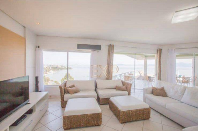 Imagem Casa com 9 Quartos à Venda, 757 m² em Cacupé - Florianópolis Imagem Casa com 9 Quartos à Venda, 757 m² em Cacupé - Florianópolis